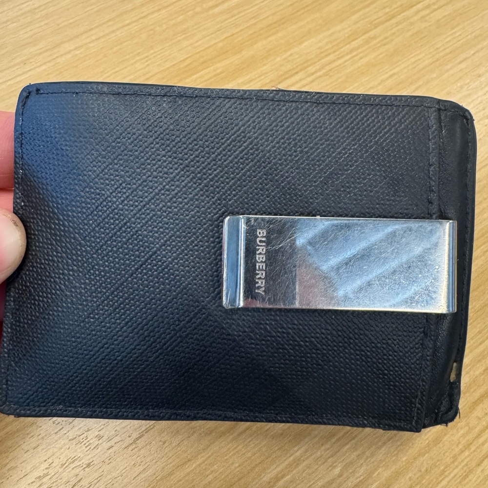 Burberry Black Check Card Holder with Money Clip - Picture 7 of 7
